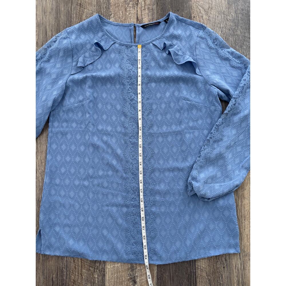 Isaac Mizrahi Live Womens Blue Lace Trim Ruffle Dobby Blouse Top Size 8 - Picture 4 of 7